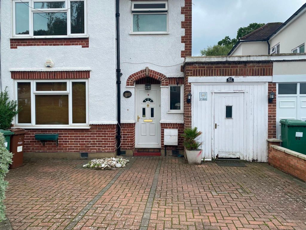 Property photo 1 of 32