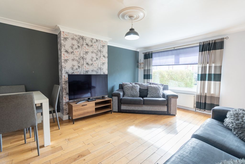 Property photo 2 of 24 Gallery