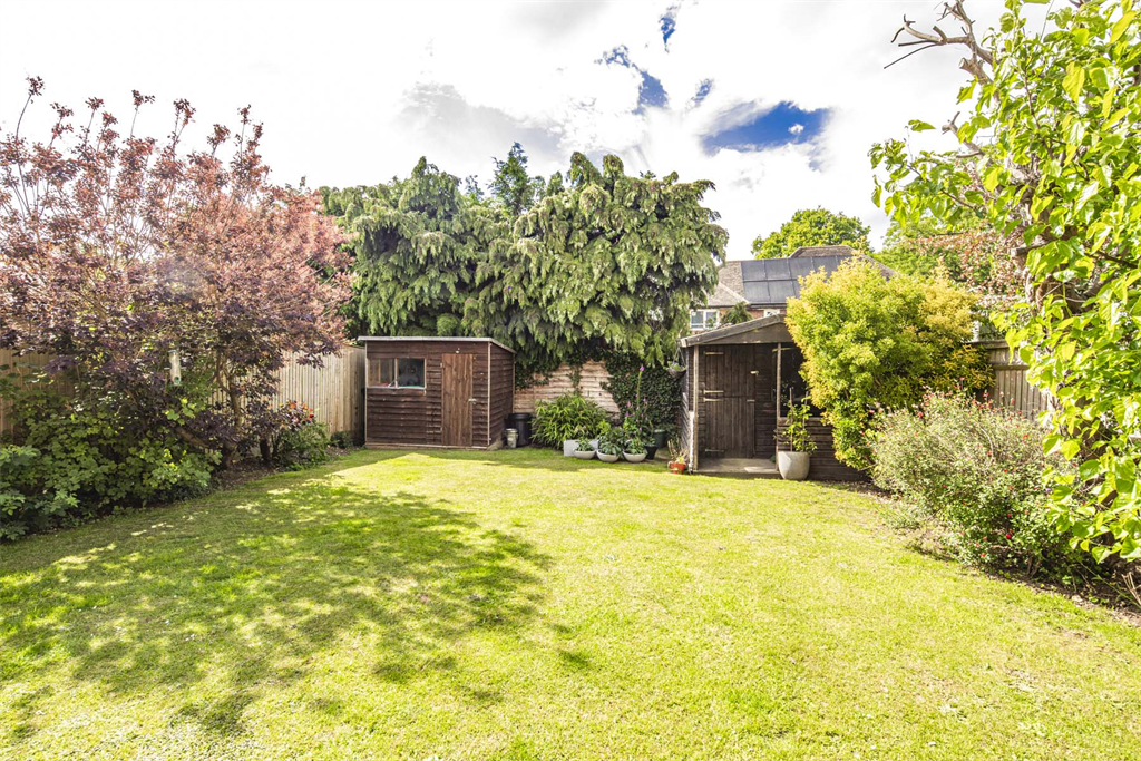 Property photo 3 of 21
