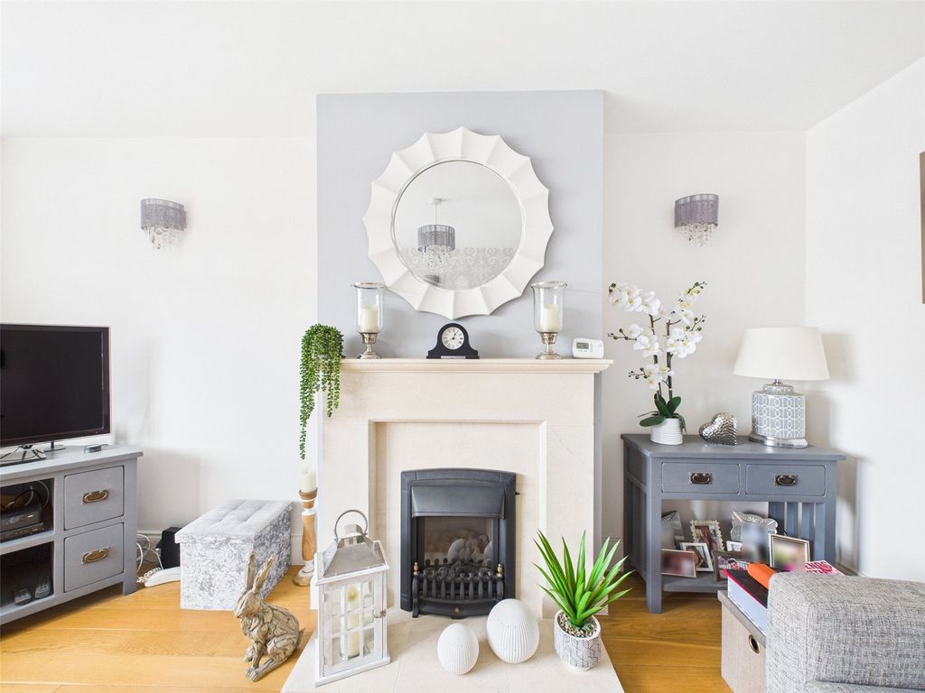 Property photo 3 of 16 Picture No. 16