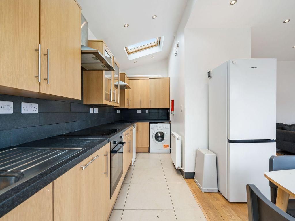 Property photo 3 of 14 04c54E9A6Dce7A4B38F0Decd639Aa14d4c45007c[72].Jpg.P