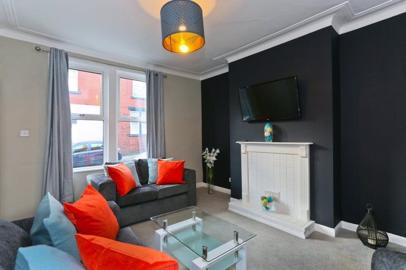 Property photo 1 of 1 Modern 4-Bed HMO Â€“ Moorfield Street, Ls13 Â€“ Close To Leeds City Centre
