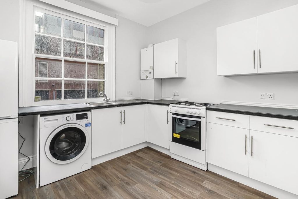 Property photo 3 of 11 Spacephoto (7).Jpg