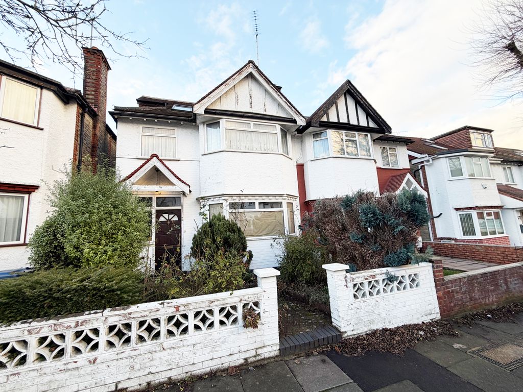 Property photo 1 of 13