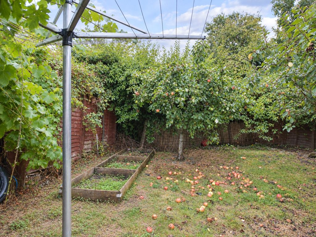 Property photo 3 of 8 Picture No. 04