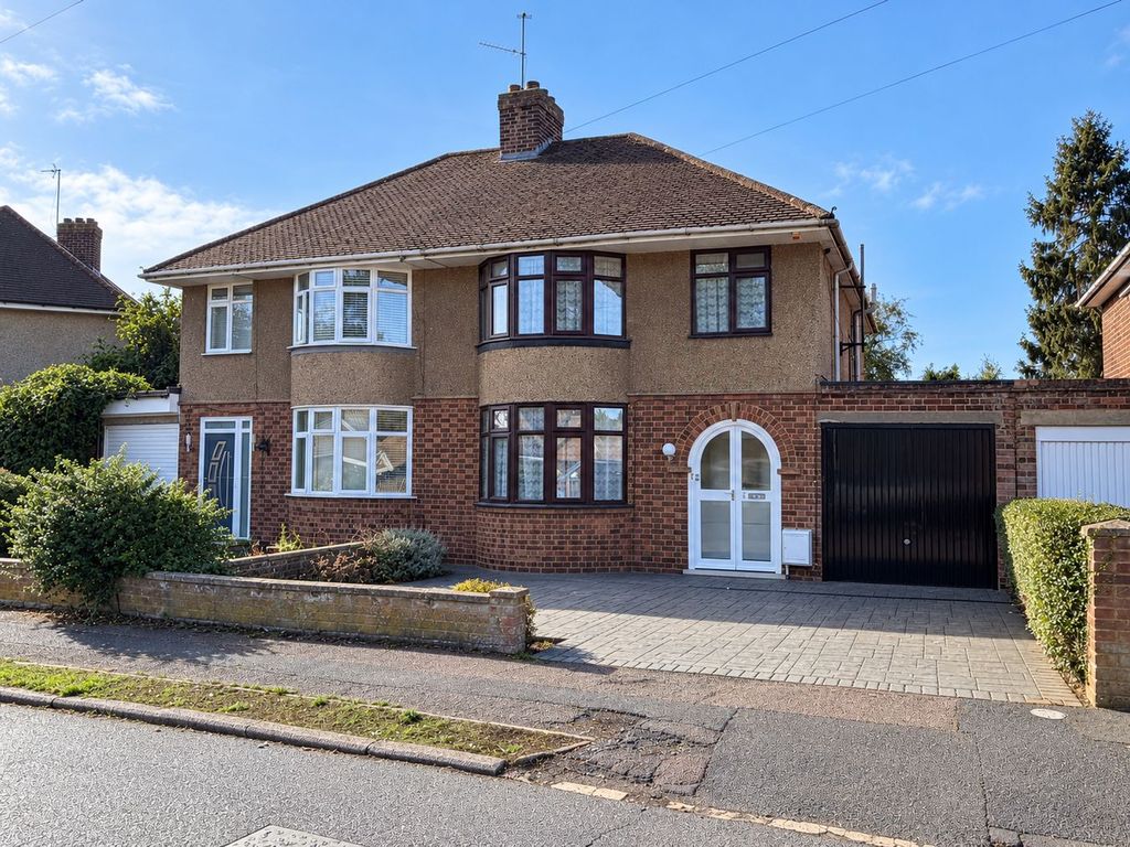 Property photo 1 of 11