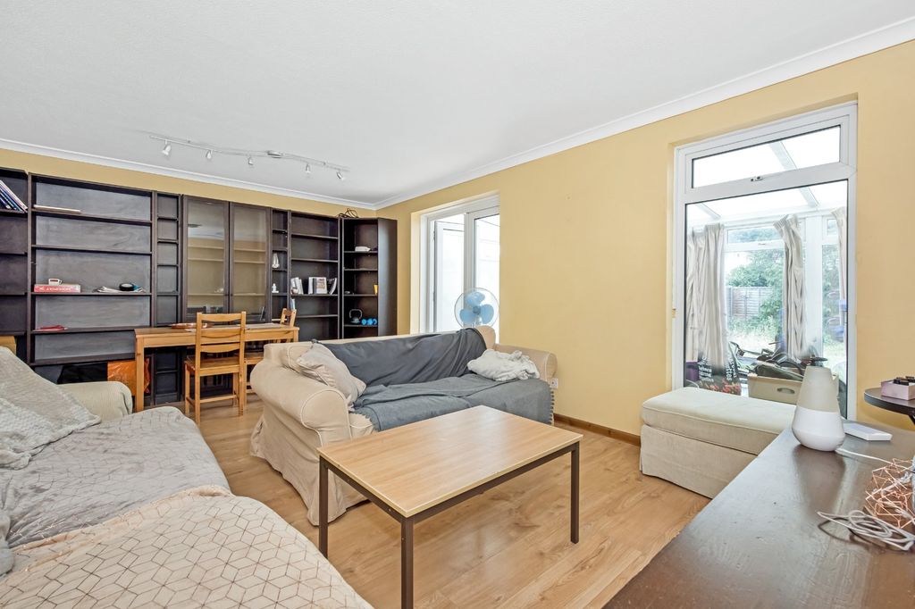 Property photo 2 of 15