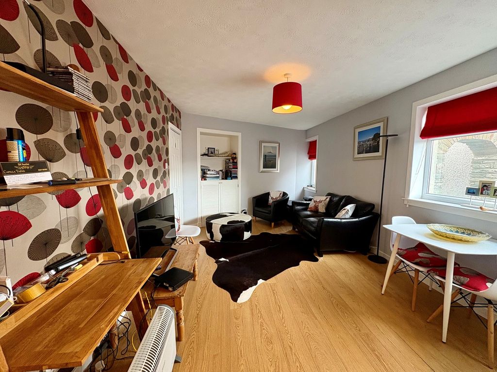 Property photo 2 of 11 Not Specified