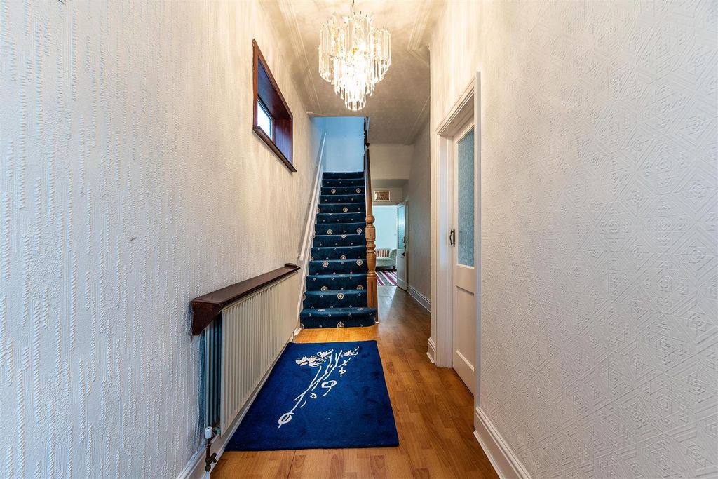 Property photo 3 of 24