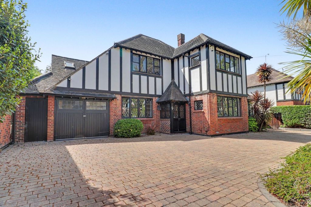 Property photo 1 of 29