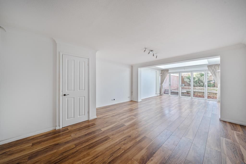 Property photo 1 of 24 Reception