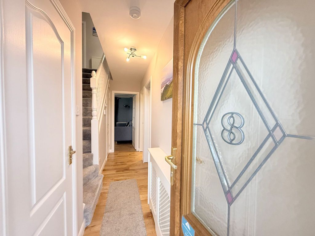 Property photo 2 of 25