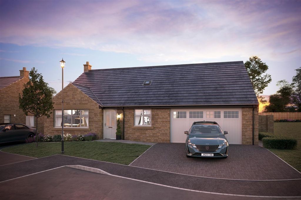 Property photo 1 of 5 The Cambridge - Dusk
