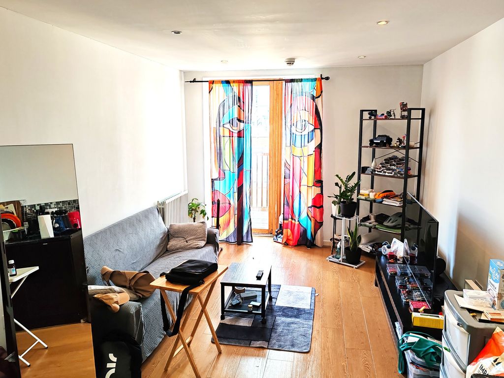 Property photo 2 of 9