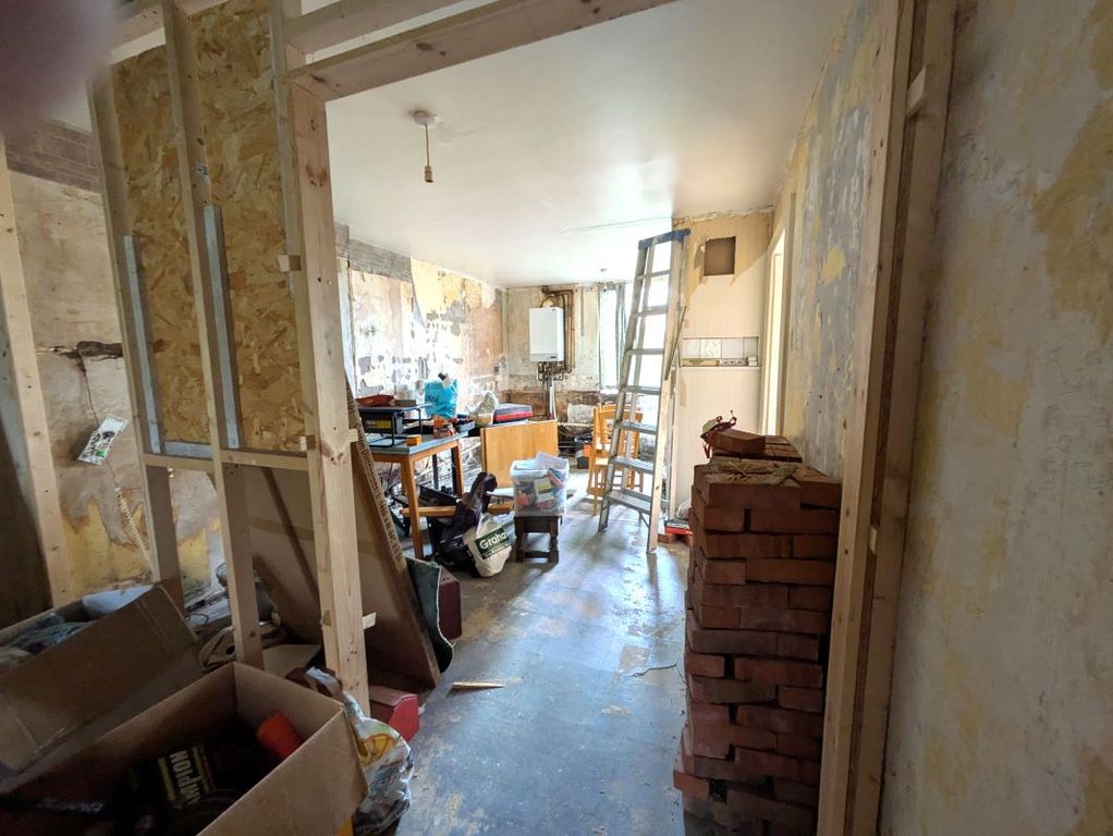 Property photo 3 of 7