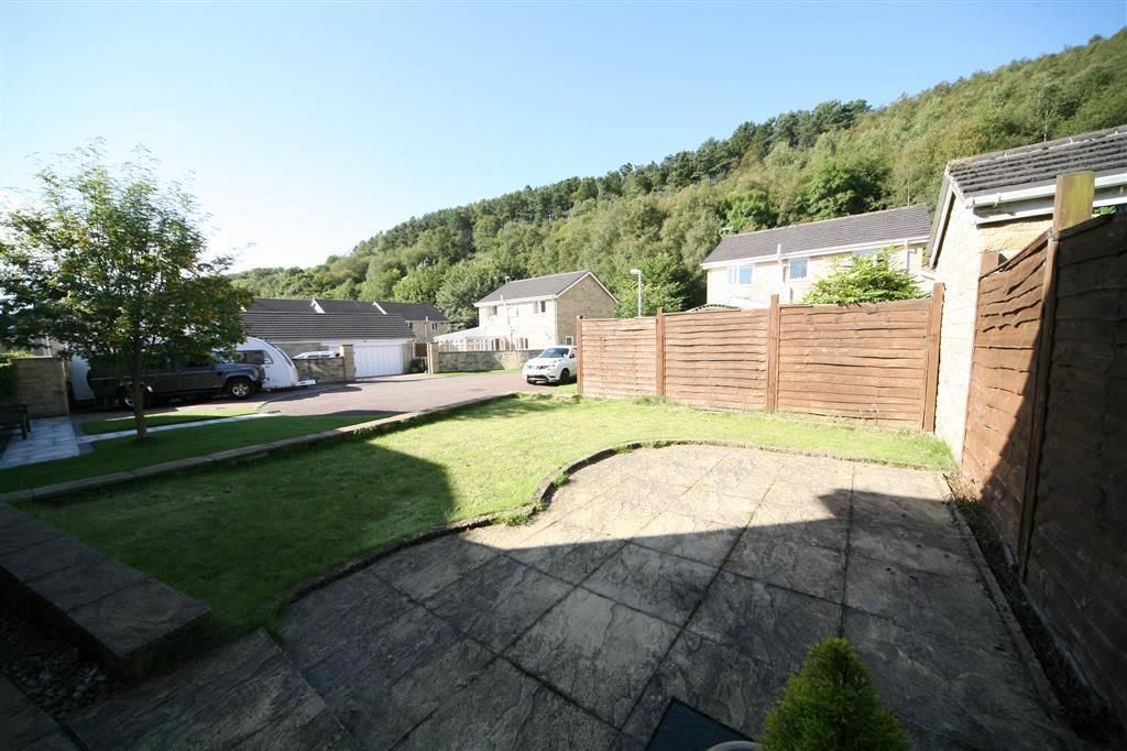 Property photo 2 of 5