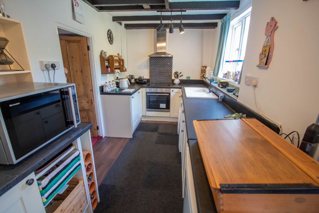 Property photo 2 of 12