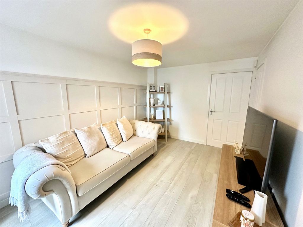 Property photo 3 of 13 Picture No. 01