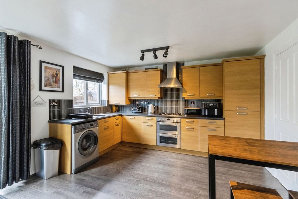 Property photo 2 of 20 Pbox-Img.Jpg