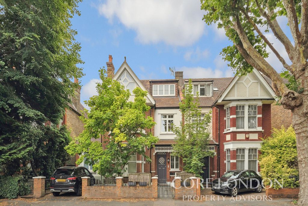 Property photo 1 of 13
