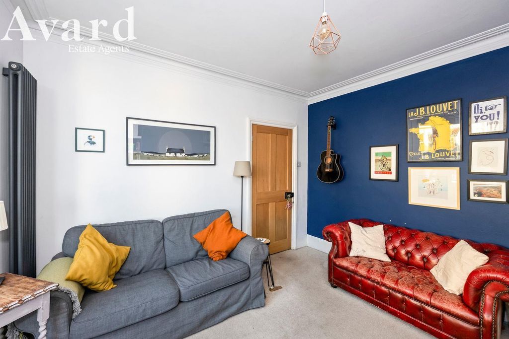 Property photo 3 of 21 11.Jpeg