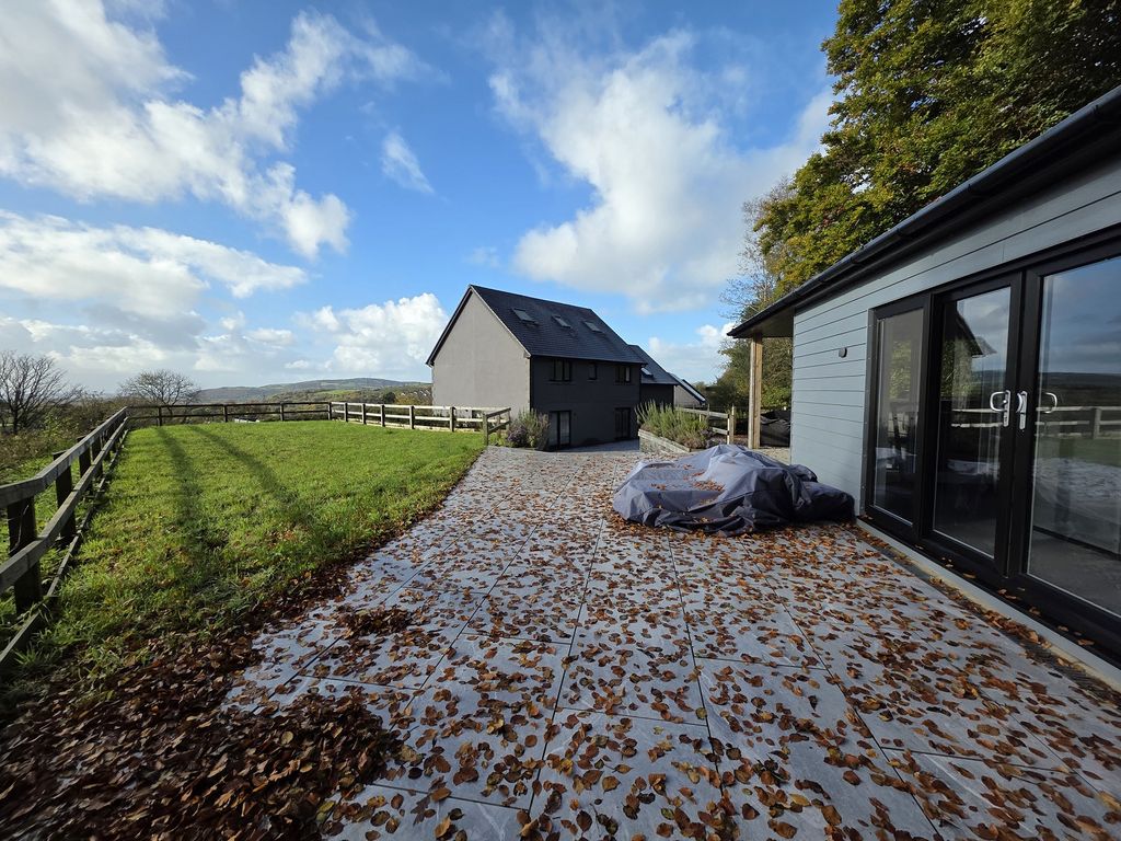 Additional image 26 of 6 bed detached house for saleOld Oak Tree Close, Birchgrove Road, Birchgrove, Swansea, City And County Of Swansea. SA7