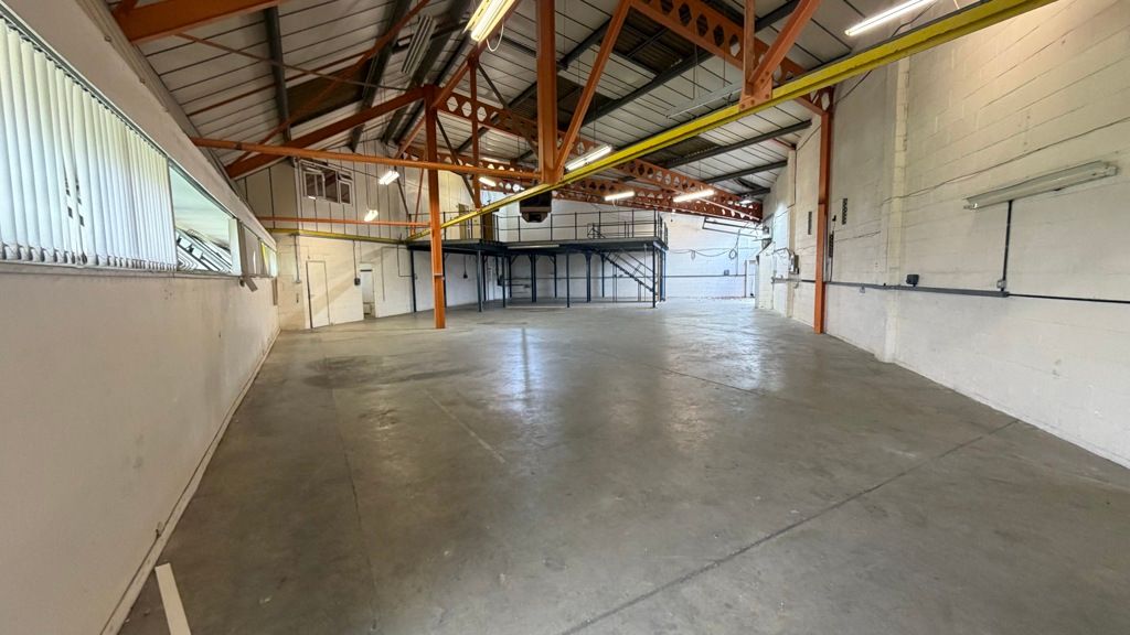 Property photo 3 of 7 Photo 10