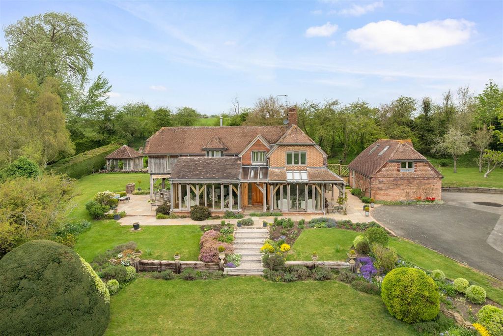 Property photo 1 of 35