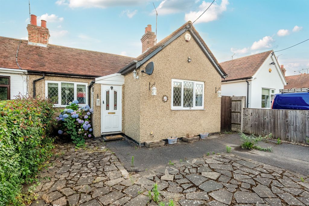 Property photo 1 of 13