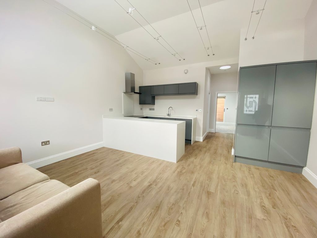 Property photo 1 of 4