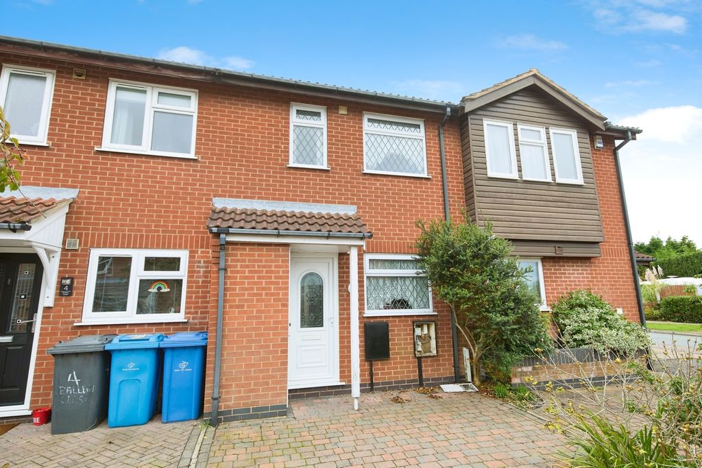 Property photo 1 of 15 Front