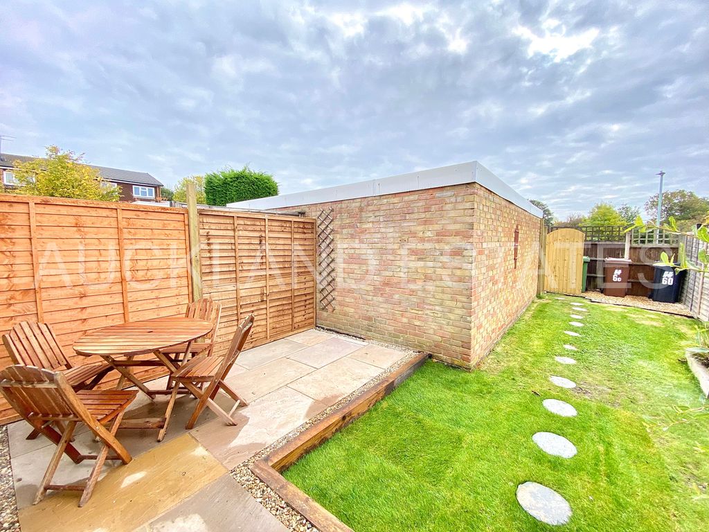 Property photo 1 of 20