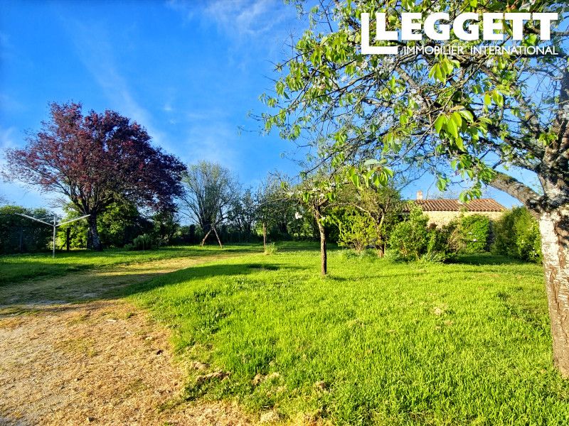 Property photo 2 of 10