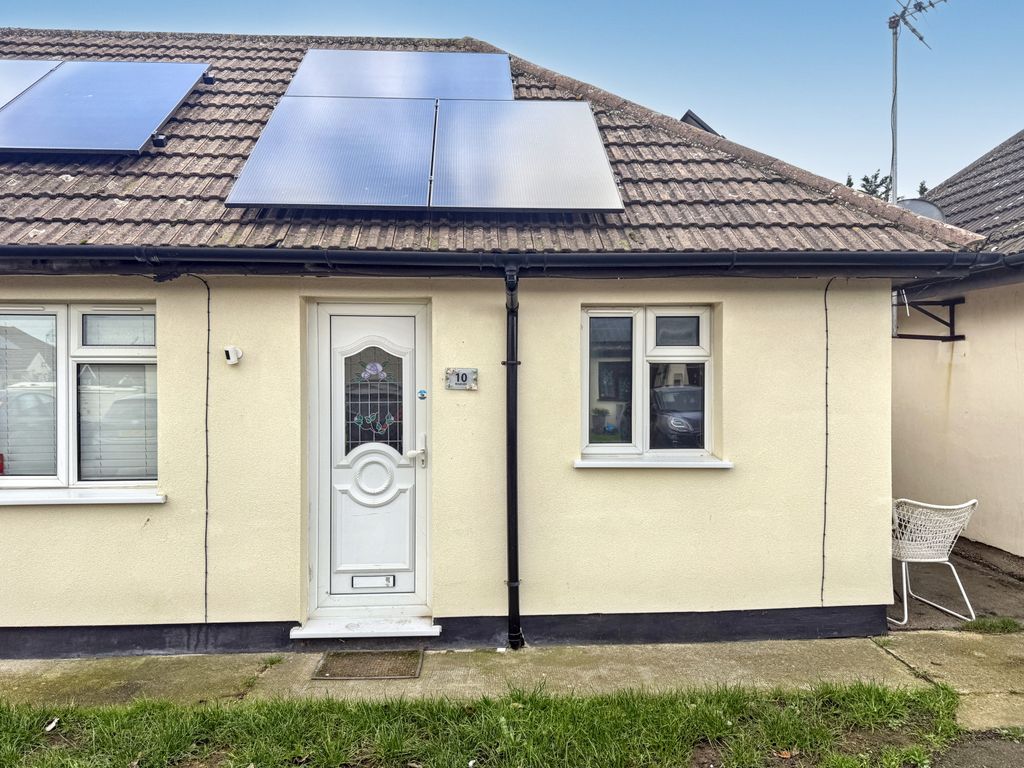 Property photo 1 of 5