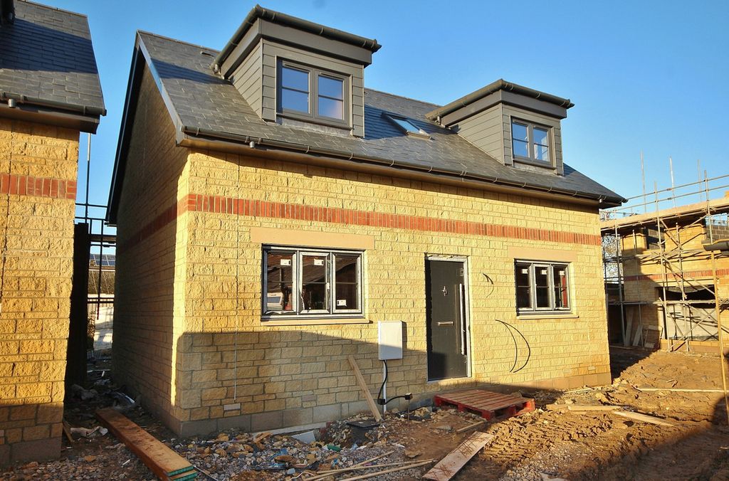 Property photo 1 of 3