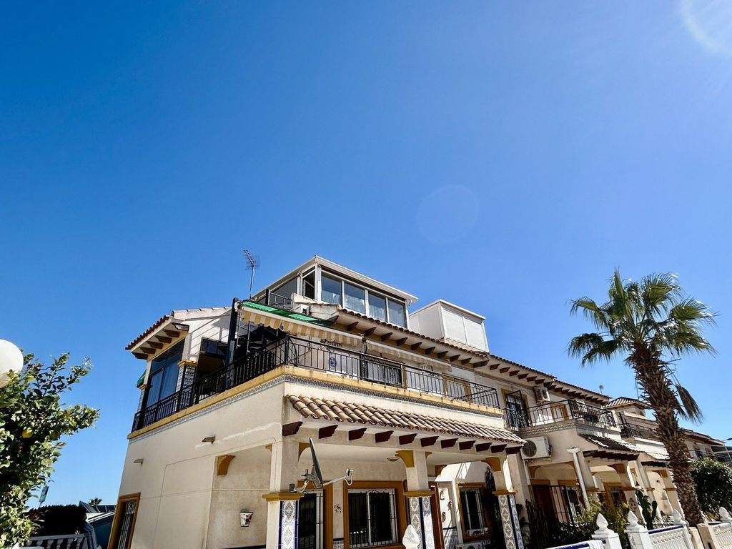 Property photo 3 of 28