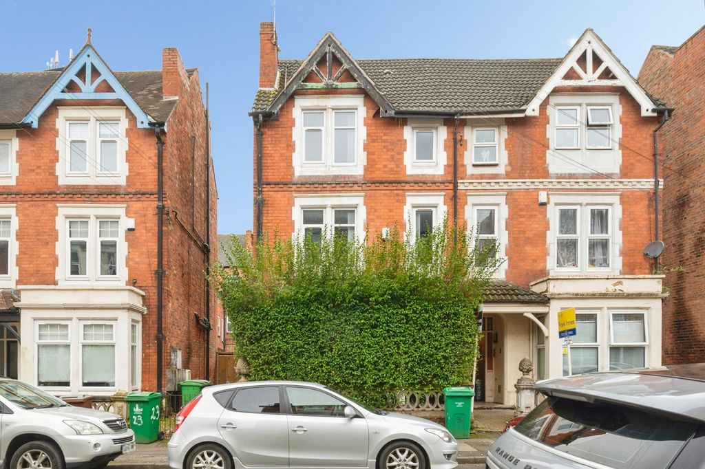 Property photo 1 of 20 Pbox-Img.Jpg