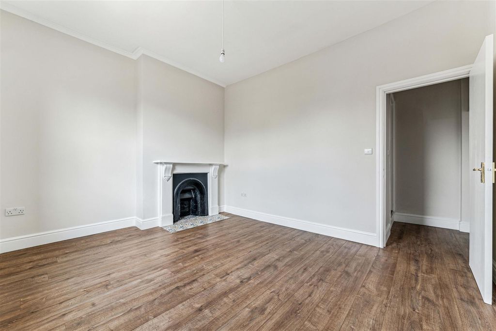 Property photo 1 of 8 12.Jpg
