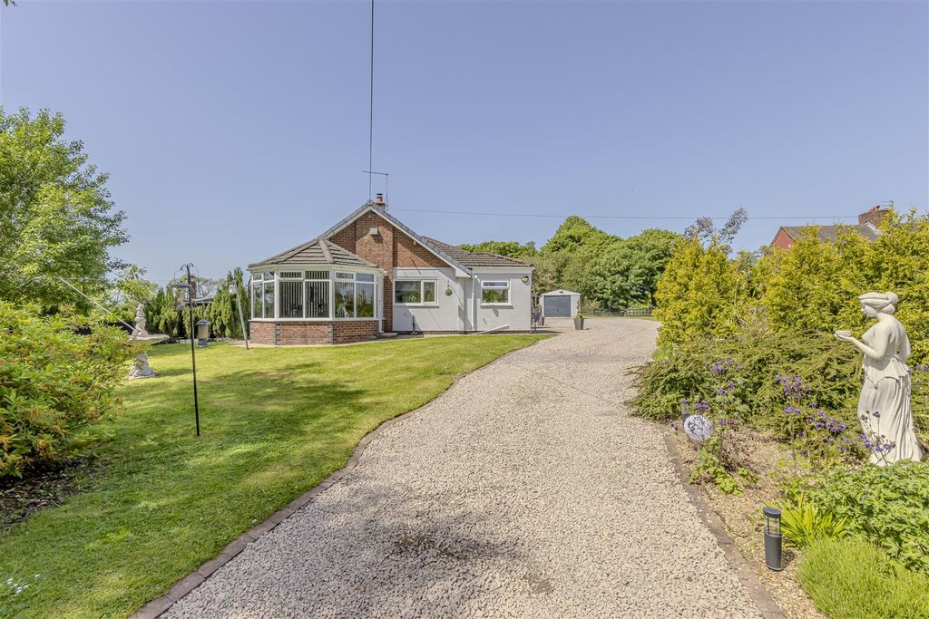 Property photo 1 of 50 Outside