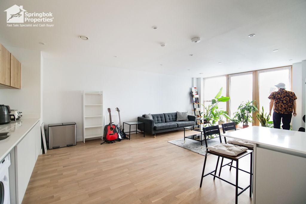 Property photo 2 of 13 Image 1