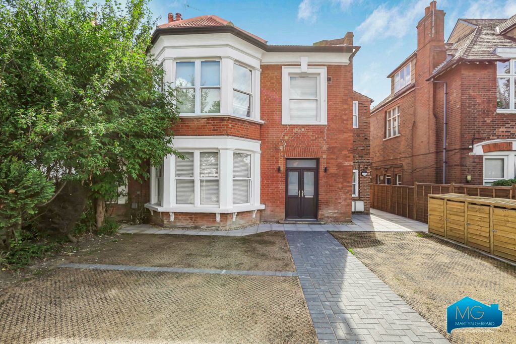 Property photo 1 of 13 Picture No. 07