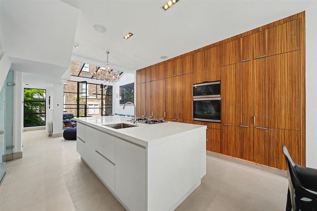Property photo 1 of 25 39 Princess Road Nw1 8Js-No Watermark-6.Jpg
