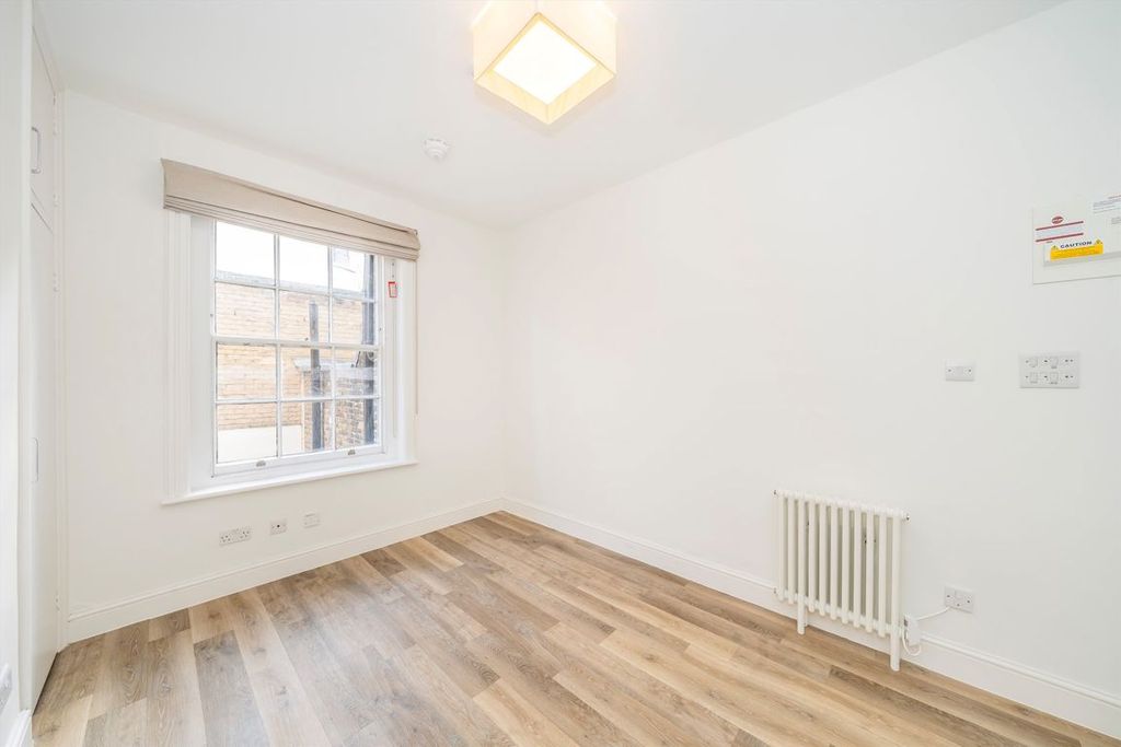 Property photo 2 of 4