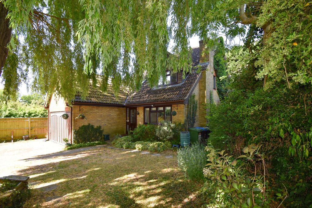 Property photo 1 of 16