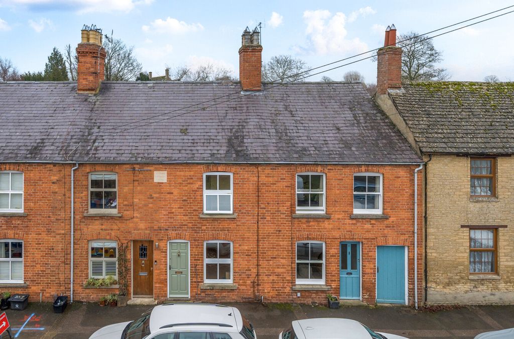 Property photo 1 of 14 Front