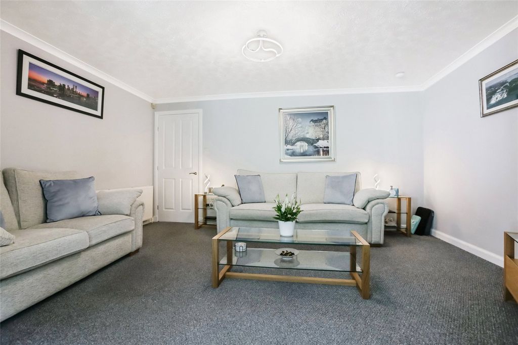 Property photo 3 of 25 Picture No. 03
