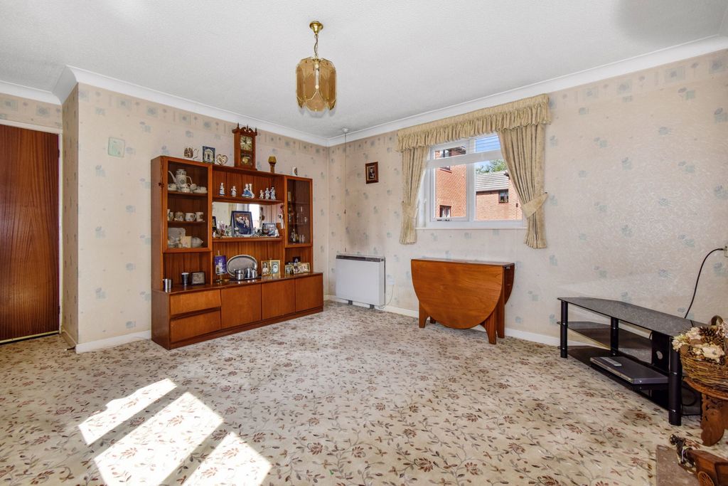 Property photo 3 of 7