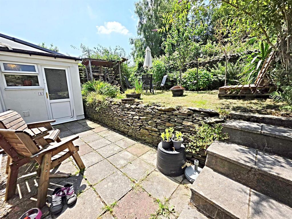 Property photo 2 of 24 Outside