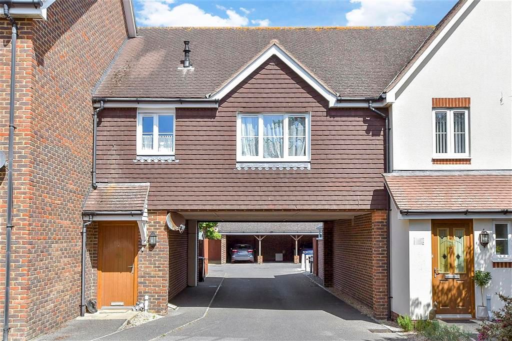 Property photo 3 of 8 External Web 1