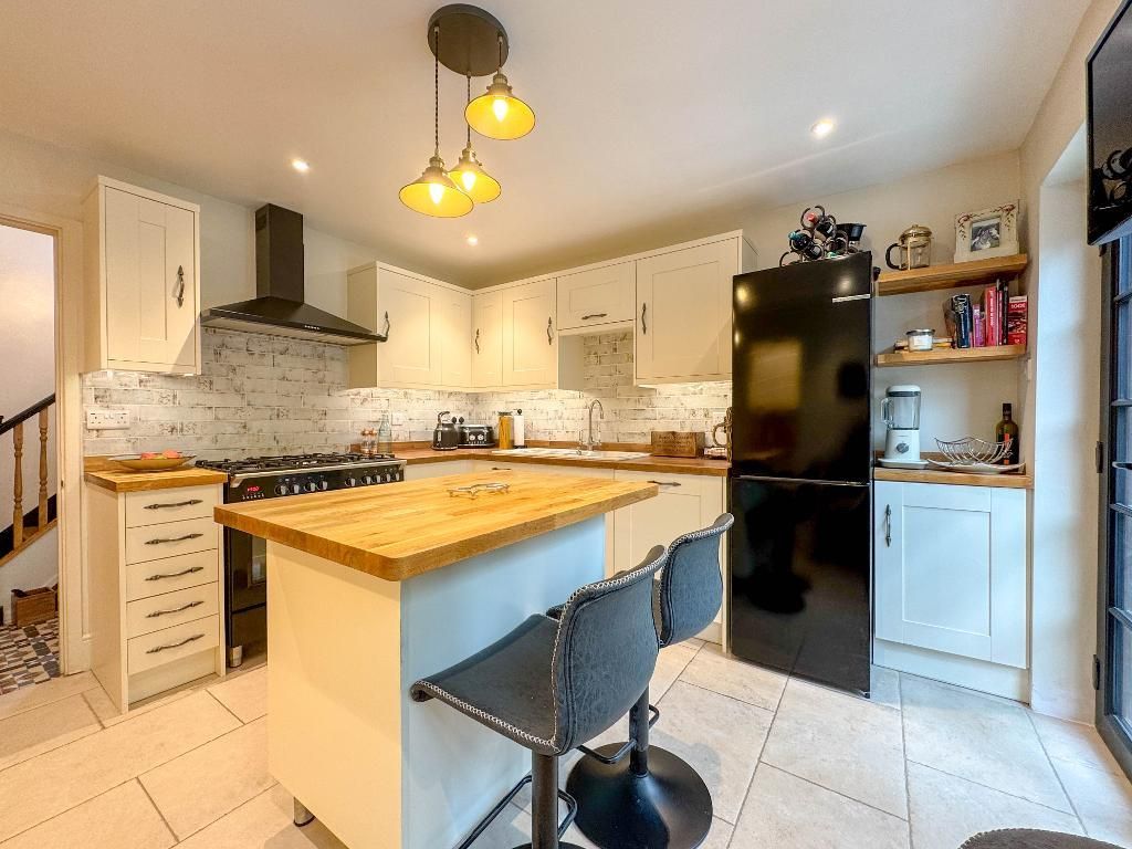 Property photo 3 of 30 Photo 3